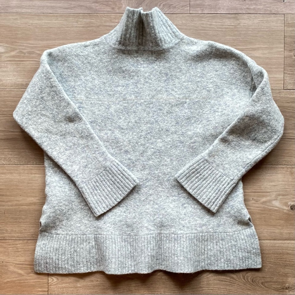 Club Monaco Mock Neck Sweater - Picture 2 of 8